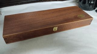 Caja de madera Pfizer