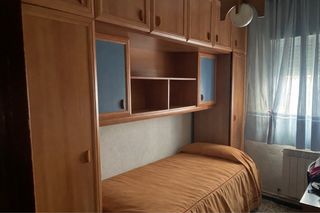 Muebles de habitación completos Sin desmontar