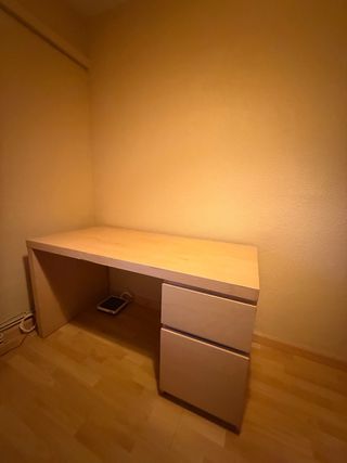 Mesa escritorio madera MALM Ikea