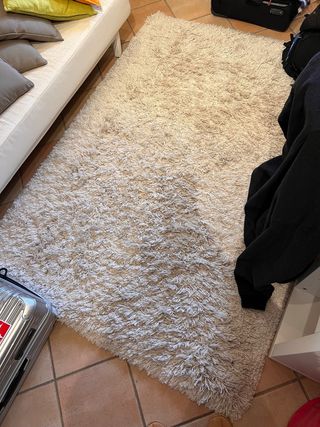 Alfombra pelo alto beige/blanco
