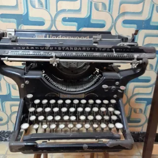Máquina de escribir Underwood Antigua