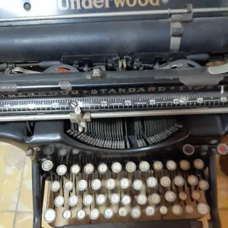 Máquina de escribir Underwood Antigua