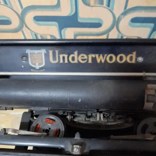 Máquina de escribir Underwood Antigua