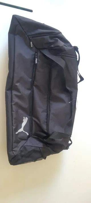 Mala de desporto grande Puma Nova preta