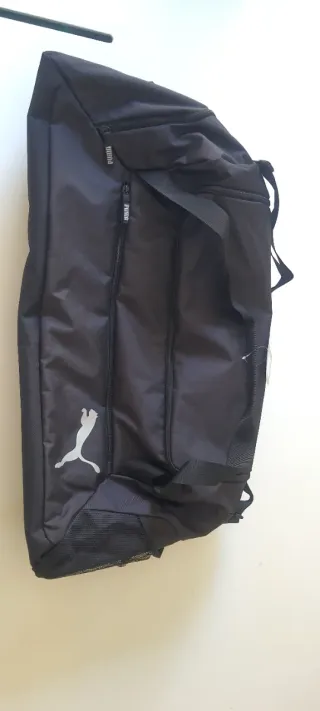 Mala de desporto grande Puma Nova preta