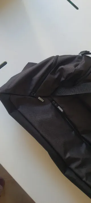 Mala de desporto grande Puma Nova preta