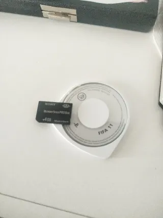 PSP 2004 Piano Black