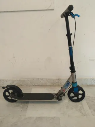 Patinete Oxelo MID9 azul