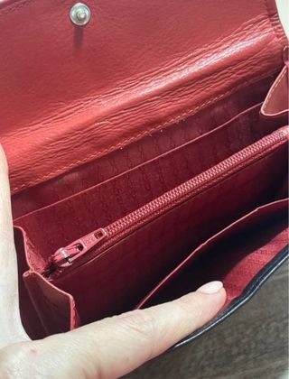 Cartera Pielnoble Negra y Roja Nueva 15x11cm.