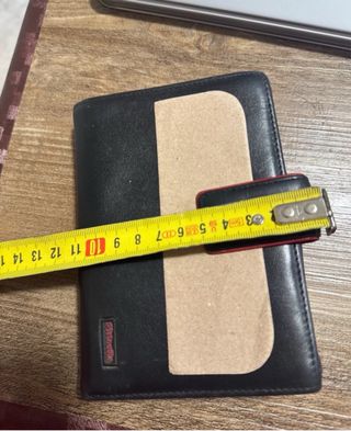 Cartera Pielnoble Negra y Roja Nueva 15x11cm.