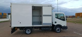 NISSAN NT 400 CABSTAR CAJA FRIGORIFICA FRCX