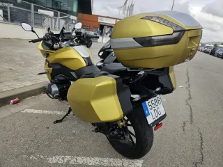 BMW R1250RS Turismo Amarilla