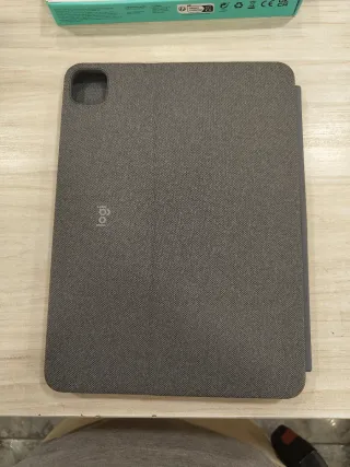 LogitechCombo Touch iPadPro11 Funda Teclado aleman