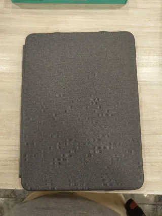 LogitechCombo Touch iPadPro11 Funda Teclado aleman