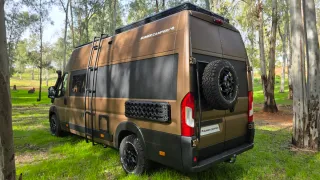 Furgoneta camper jumper