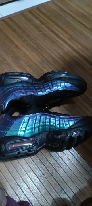 Nike Air Max 95 Negro Púrpura