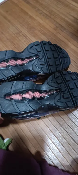 Nike Air Max 95 Negro Púrpura