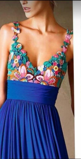 Vestido fiesta Pronovias azul y floral Talla 38.