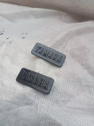 Tapitas Yamaha Jog R