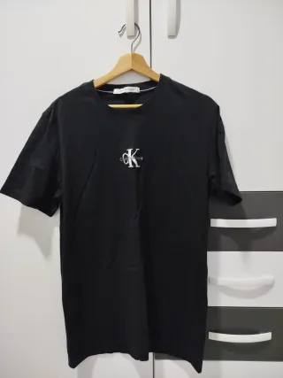 Camiseta Calvin Klein Talla M Negra