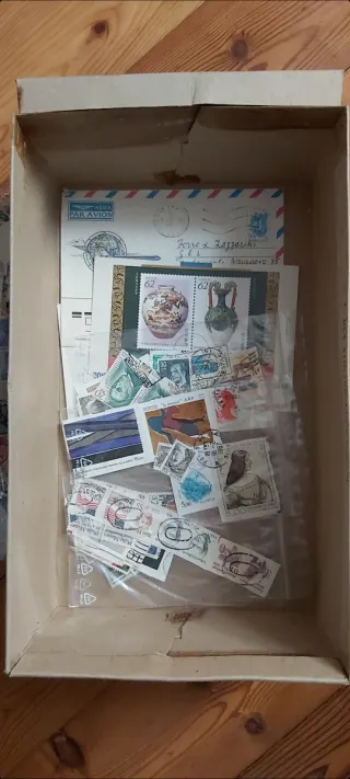 Francobolli dal mondo