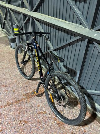 Bicicleta Monty KX11 Azul Oscura