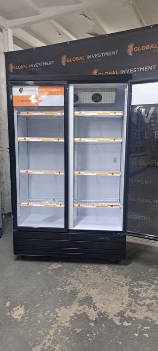NEVERA EXPOSITORA DE BEBIDAS NUEVA