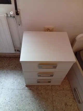 Cama nido con mesilla y colchón