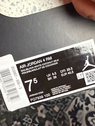 Nike Air Jordan 4 RM