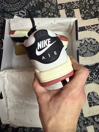 Nike Air Jordan 4 RM