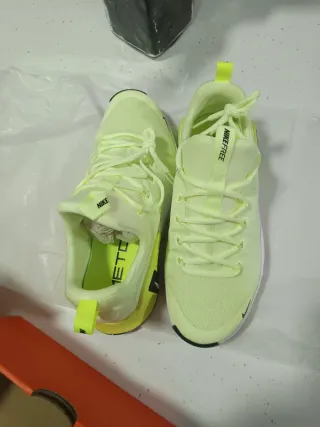 Nike Bambas Verdes y Blancas son originales