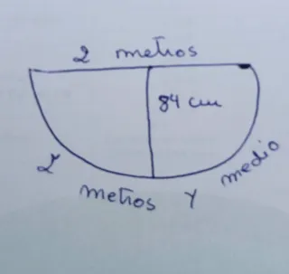 Toquilla de lana blanca con lazo