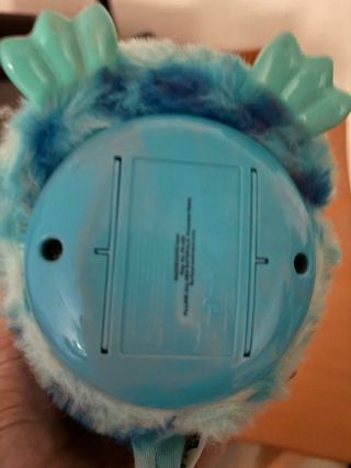 Furby Peluche Azul y Blanco