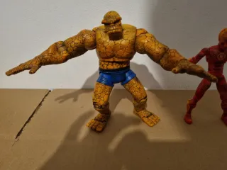 Lote Figuras Fantastic Four: La Masa y Antorcha