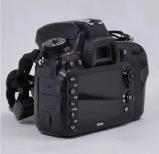 Nikon D600 Full Frame in cambio di Sony a7, a9, a6300, 6400, 6500