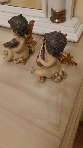 Figuras de angeles con Instrumentos Musicales