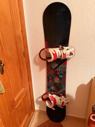 Tabla de Snowboard con Fijaciones