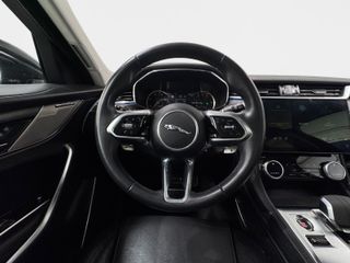 Jaguar F-Pace 2.0D I4 204PS AWD Auto MHEV R-Dynamic SE