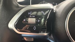 Jaguar F-Pace 2.0D I4 204PS AWD Auto MHEV R-Dynamic SE