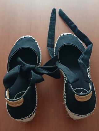 Zapatillas esparto cuña Toni Pons negras