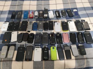 Lote di telefoni cellulari Nokia, Samsung, LG