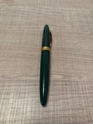 Bolígrafo Guerlain Verde con Detalles Dorados
