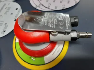 LIJADORA ROTOORBITAL PLATO 150MM Y DISCOS