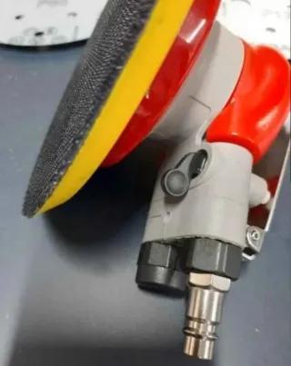 LIJADORA ROTOORBITAL PLATO 150MM Y DISCOS