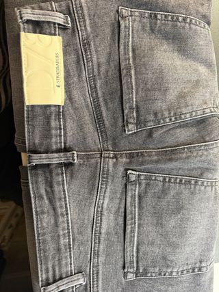 Vaqueros Stradivarius grises talla 36