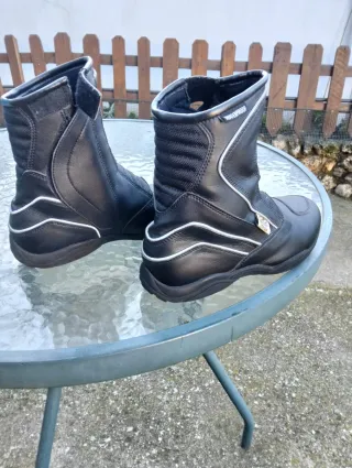 Botas de moto carretera impermeables