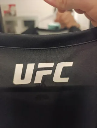 Camiseta UFC Conor McGregor Reebok Negra/Verde