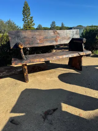 Banco rústico artesanal de madera