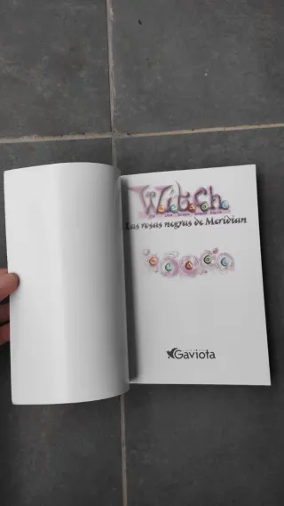 Las rosas negras de Meridian (Las aventuras de ...