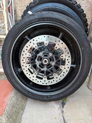 Llanta Delantera Triumph Street Triple